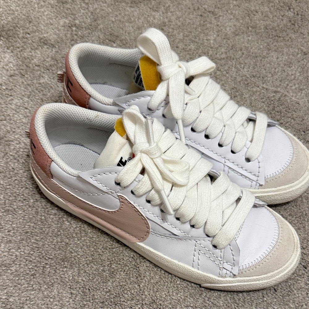 Stylish White and Pink Women's Nike Blazers